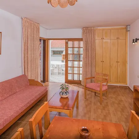 Tinerfe Garden Aparthotel 2*