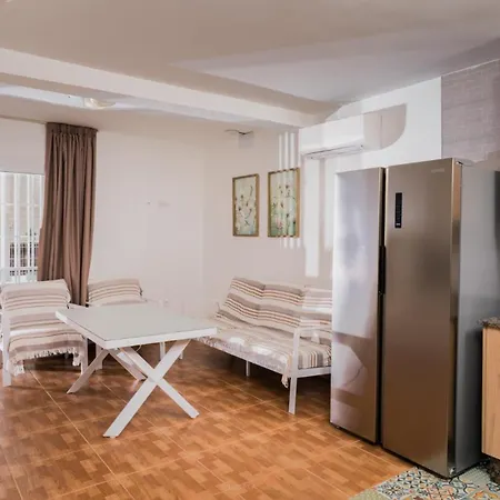 Hotel apartamentowy Tinerfe Garden Costa Adeje (Tenerife)